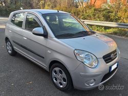 Grigio Usata 2009 Kia Picanto Due volumi | 4500 € (Cara)