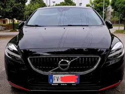 Usata 2020 Volvo V40 Station wagon | 18.900 € (Molto cara)