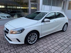 Bianco Usata 2017 Mercedes A180 Tre volumi | 16.900 € (Buon prezzo)