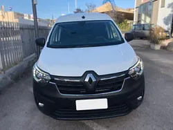 Bianco Nuova 2024 Renault Kangoo Monovolume | 17.900 € (Super prezzo)