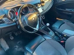 Usata 2014 Alfa Romeo Giulietta Exclusive Tre volumi | 5500 € (Super prezzo)