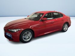 Rosso Usata 2018 Alfa Romeo Giulia Business Tre volumi | 24.650 € (Molto cara)
