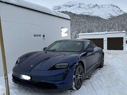 Blu/azzurro Usata 2022 Porsche Taycan 4S Performance Package Tre volumi | 69.000 € (Super prezzo)