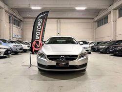 Grigio Usata 2013 Volvo V60 Kinetic Station wagon | 7900 € (Cara)