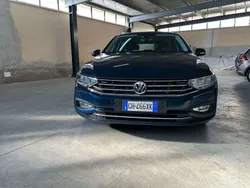 Blu/azzurro Usata 2020 VW Passat Business Station wagon | 17.000 € (Ottimo prezzo)