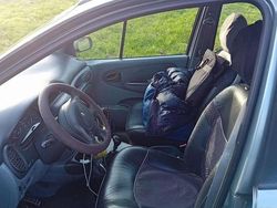 Verde Usata 1997 Renault Scénic Monovolume | 1200 €