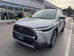 Argento Usata 2025 Toyota Corolla Cross Trend SUV | 31.990 € (Buon prezzo)
