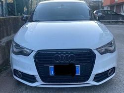 Usata 2013 Audi A1 Sportback Ambition Due volumi | 8000 € (Molto cara)