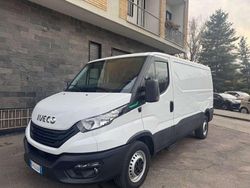 Bianco Usata 2022 Iveco Daily Furgone | 16.900 €