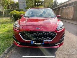 Rosso Usata 2021 Ford Kuga Vignale SUV | 24.500 € (Molto cara)