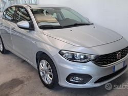 Argento Usata 2016 Fiat Tipo Opening Edition Tre volumi | 7600 € (Buon prezzo)