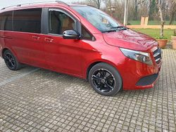Rosso Usata 2022 Mercedes V220 Edition Monovolume | 51.900 € (Buon prezzo)
