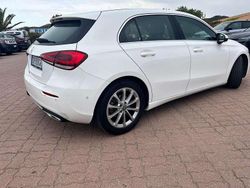 Bianco Usata 2020 Mercedes A180 Tre volumi | 23.900 € (Buon prezzo)