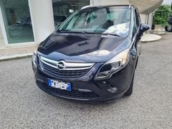Nero pastello Usata 2014 Opel Zafira Tourer Cosmo Monovolume | 9400 € (Molto cara)