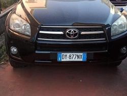 Nero Usata 2009 Toyota RAV4 Luxury SUV | 7900 € (Buon prezzo)