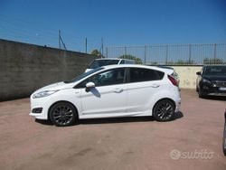 Bianco Usata 2017 Ford Fiesta ST-Line Tre volumi | 10.000 € (Buon prezzo)