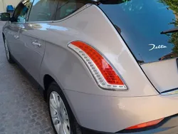 Usata 2012 Lancia Delta Tre volumi | 2500 € (Super prezzo)
