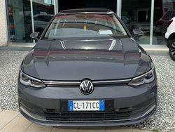 Grigio Usata 2020 VW Golf VII Edition Tre volumi | 20.500 € (Buon prezzo)