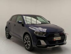 Blu navarra metallizzato Usata 2025 Audi A1 Business Due volumi | 29.900 € (Buon prezzo)