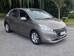 Marrone Usata 2012 Peugeot 208 Allure Due volumi | 5500 € (Buon prezzo)