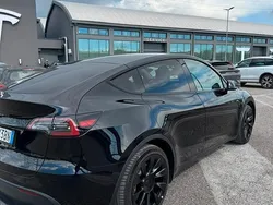 Usata 2023 Tesla Model Y SUV | 35.000 € (Buon prezzo)