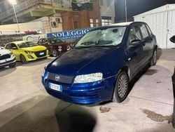 Blu Usata 2004 Fiat Stilo Tre volumi | 1300 € (Buon prezzo)