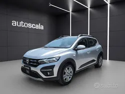 Vari colori Usata 2022 Dacia Sandero Comfort Due volumi | 13.490 € (Buon prezzo)