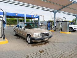Grigio Usata 1990 Mercedes 190 Tre volumi | 3950 €