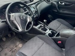 Grigio Usata 2015 Nissan Qashqai SUV | 8950 € (Buon prezzo)