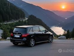 Nero Usata 2017 Mercedes B180 AMG line Monovolume | 14.900 € (Buon prezzo)