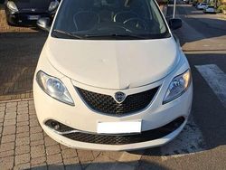 Bianco Usata 2017 Lancia Ypsilon Gold Due volumi | 7900 € (Buon prezzo)