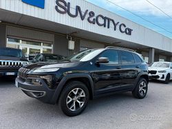 Nero Usata 2015 Jeep Cherokee Trailhawk SUV | 14.900 € (Buon prezzo)