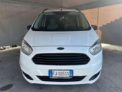 Bianco Usata 2017 Ford Tourneo Courier Monovolume | 4800 € (Molto cara)