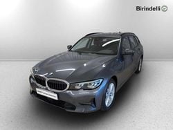 Mineral grey metallizzato Usata 2019 BMW 320 Advantage Station wagon | 25.700 € (Buon prezzo)