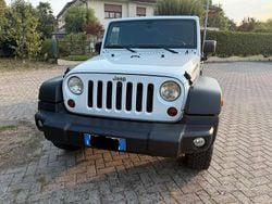Bianco Usata 2011 Jeep Wrangler Rubicon SUV | 20.000 €