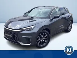 Grigio Nuova 2025 Lexus LBX SUV | 35.300 € (Buon prezzo)