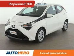 Bianco Usata 2019 Toyota Aygo X-play Due volumi | 12.199 € (Buon prezzo)