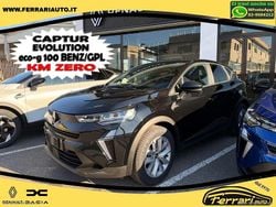 Nero etoile Nuova 2025 Renault Captur Evolution SUV | 21.890 € (Buon prezzo)