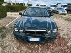 Verde Usata 2006 Jaguar X-type Tre volumi | 3490 € (Ottimo prezzo)
