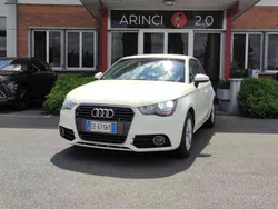 Bianco amalfi Usata 2013 Audi A1 Sportback Attraction Due volumi | 8000 € (Ottimo prezzo)