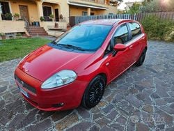 Rosso Usata 2008 Fiat Grande Punto Due volumi | 2200 € (Super prezzo)