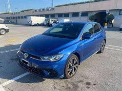 Blu/azzurro Usata 2022 VW Polo R-line Tre volumi | 19.900 € (Buon prezzo)
