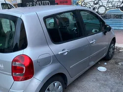 Usata 2009 Renault Modus Monovolume | 2500 € (Molto cara)