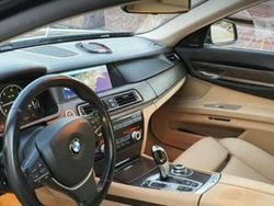 Usata 2010 BMW 740 Efficient Dynamics Tre volumi | 20.000 €
