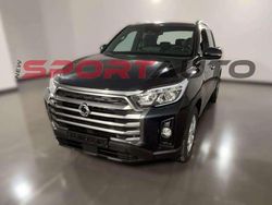 Verde Nuova 2025 Ssangyong (KGM) Rexton SUV | 22.943 €