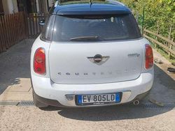 Usata 2012 Mini Cooper Countryman SUV | 9400 € (Cara)