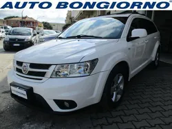 Bianco / pastello Usata 2012 Fiat Freemont Urban SUV | 7900 € (Buon prezzo)