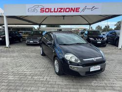 Nero Usata 2013 Fiat Punto Lounge Tre volumi | 5500 € (Buon prezzo)