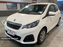 Bianco Usata 2014 Peugeot 108 Active Due volumi | 9990 € (Buon prezzo)