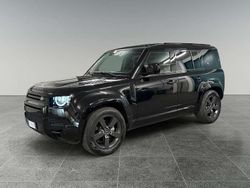 Santorini black Usata 2024 Land Rover Defender SE Dynamic SUV | 77.900 € (Molto cara)
